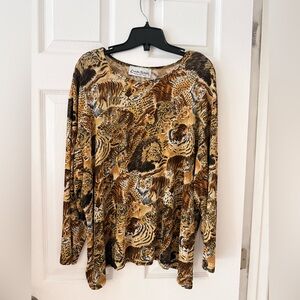 Vintage Wildlife Animal Print Long Sleeve Top